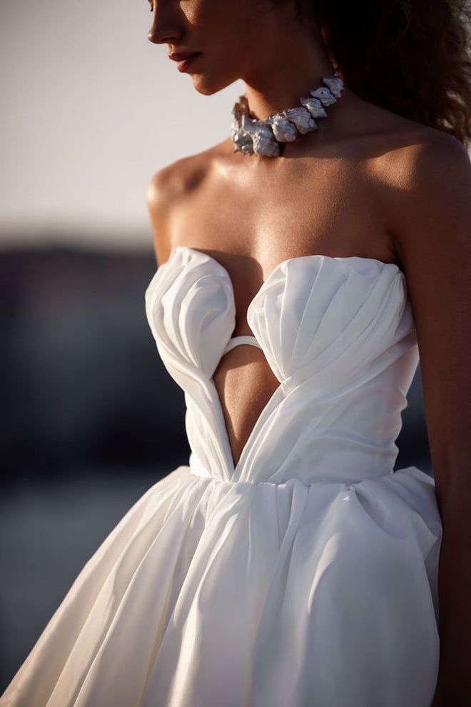 Eustoma Ivory Swan Dress